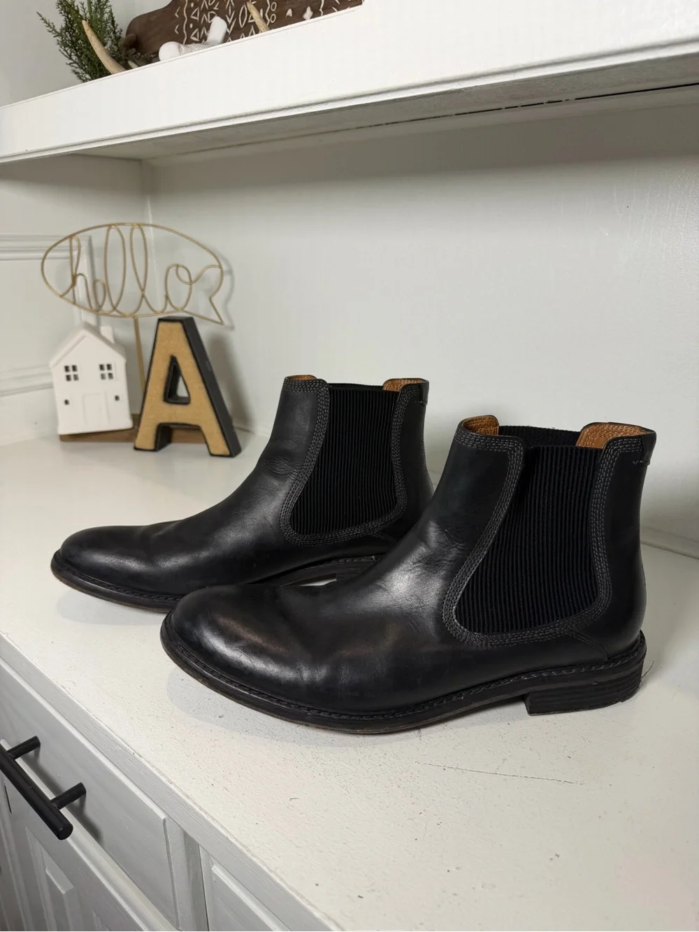G.H. Bass Chelsea Boots Men's 12 Black Leather Ankle Slip On Dress Boots